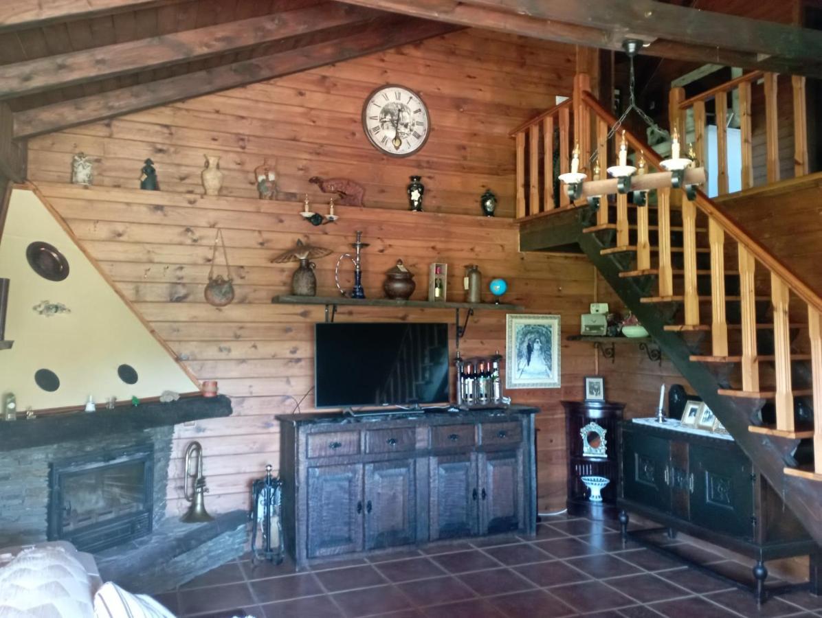 Villa Laura サルセーダ・デ・カセーラス エクステリア 写真